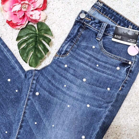 a.n.a. Denim Jeans with Pearls & Rhinestones. Mid-Rise Skinny, Size 10. NWT. - Picture 3 of 16